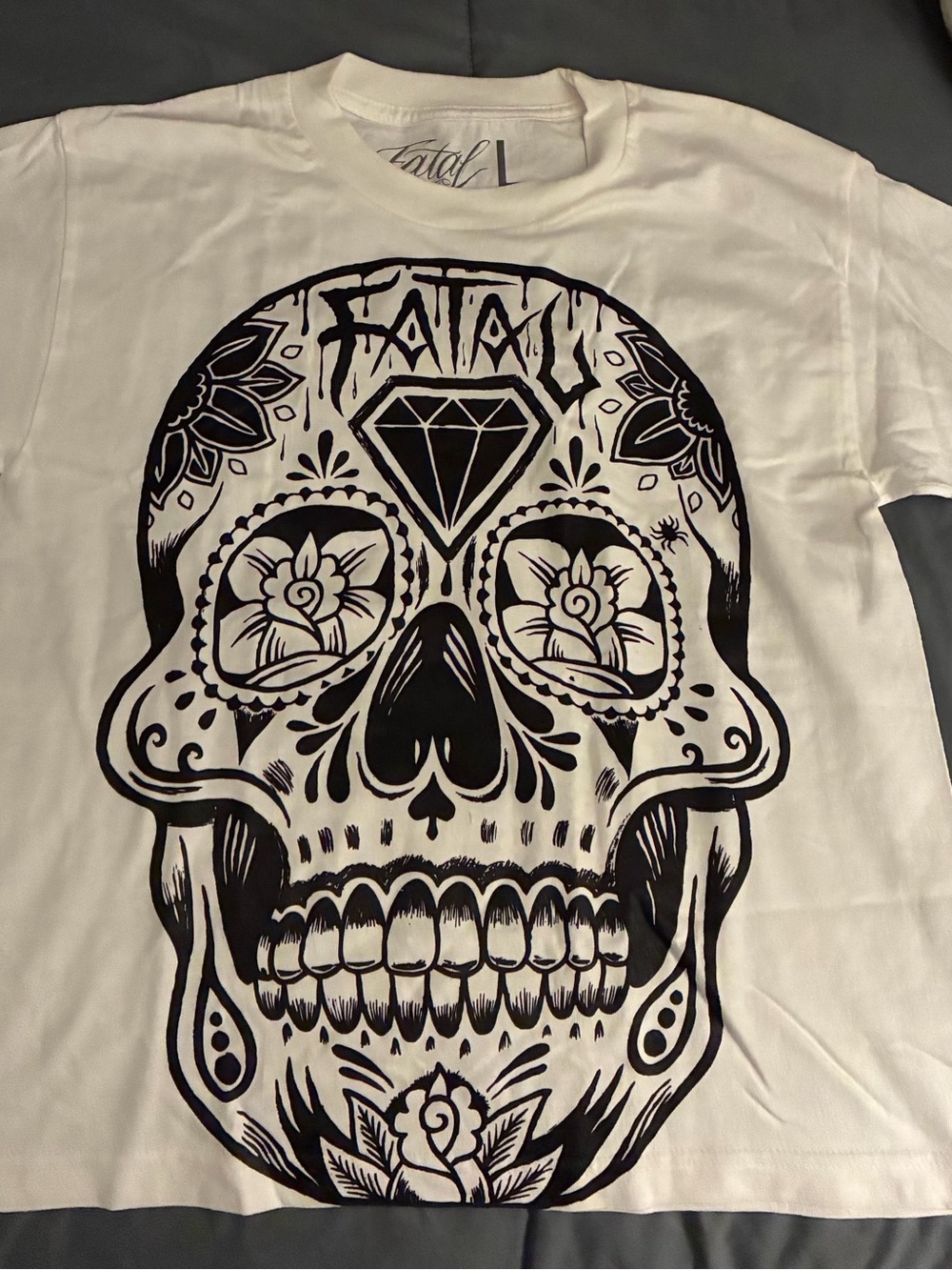 Fatal Brand  Youth L Graphic Sugar Skull T-Shirt in White and Black New